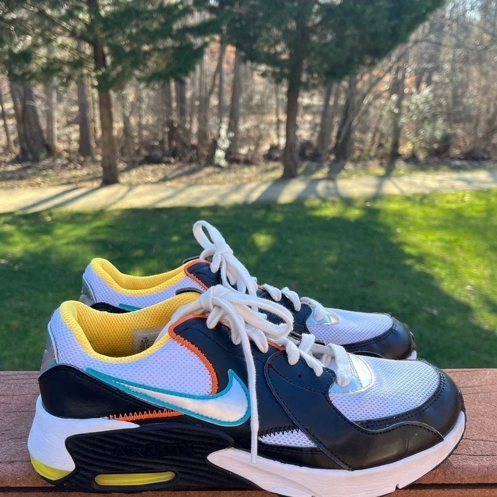 Nike Air Max Excee D2 size 6,5y